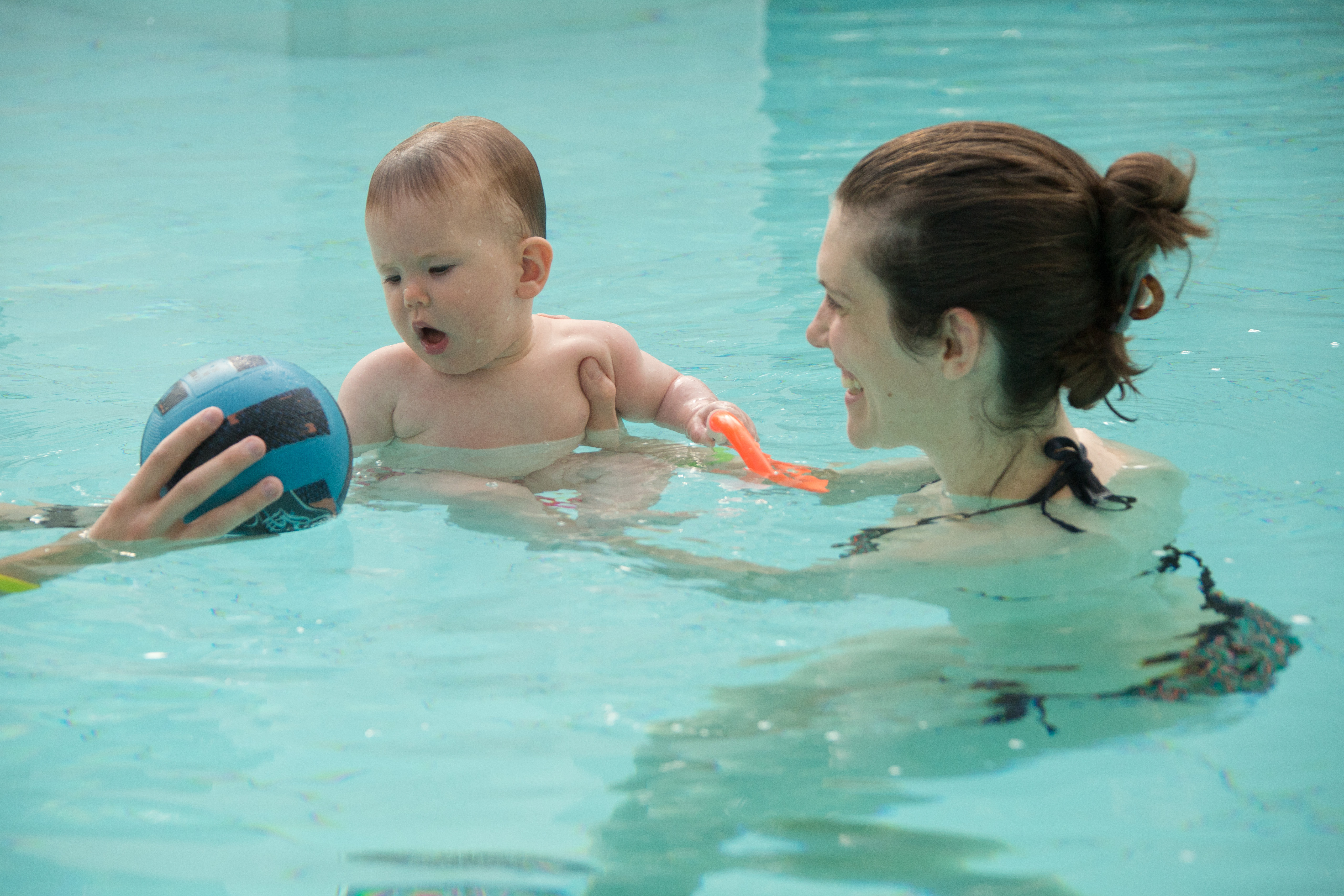 BÉBÉS NAGEURS - Petits Poussins